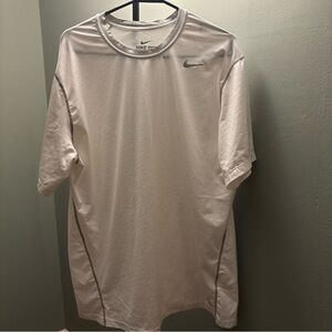 Nike Men's White Short Sleeve Tee